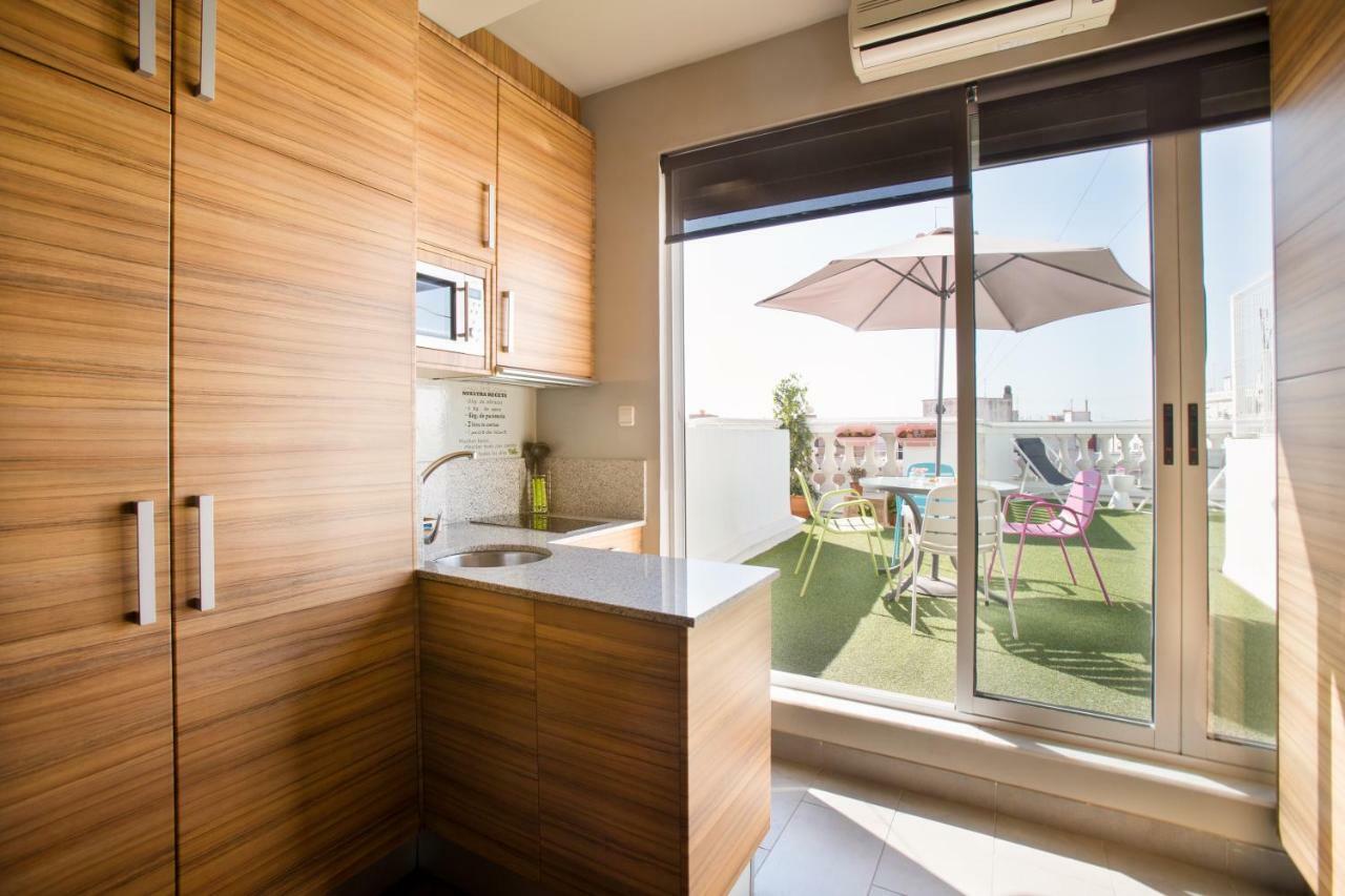 Appartamento Sky Touristic Attic Valenza Esterno foto
